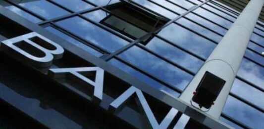 Como abrir uma conta bancária no exterior?