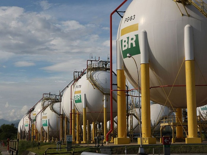 Base de distribuição de combustíveis da Petrobrás