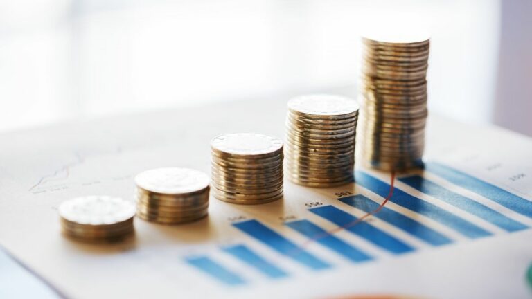 O que são growth stocks? Saiba como encontrar ações que podem crescer