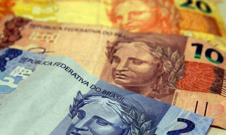 Como saber se vou receber o Auxílio Brasil? Confira!