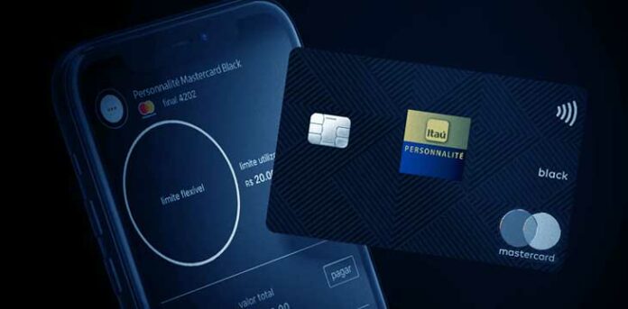 aplicativo do Itaú com cartão