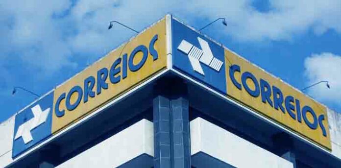 fachada do prédio dos Correios