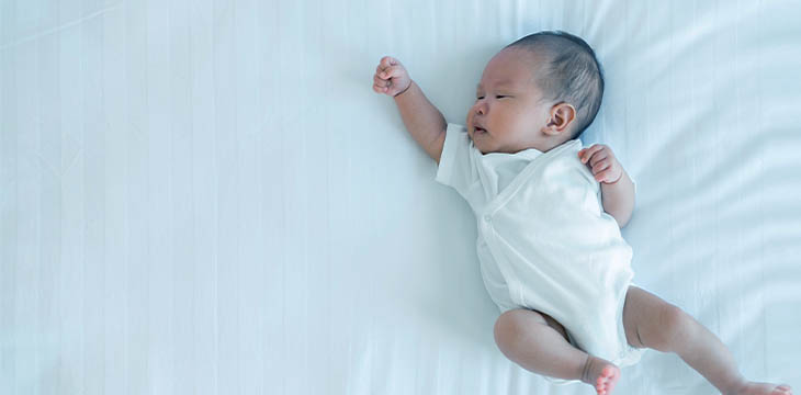 bebê dormindo
